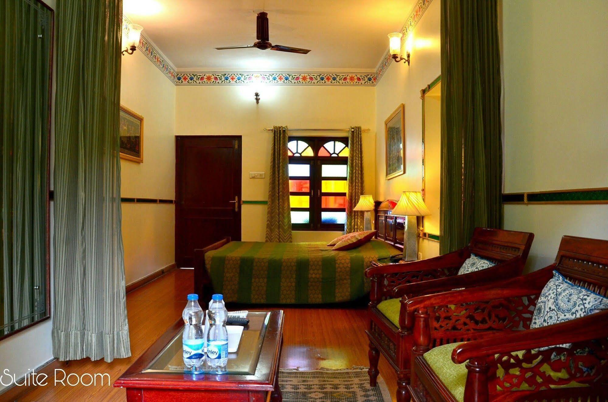 Hotel Vimal Heritage Dźajpur Zewnętrze zdjęcie